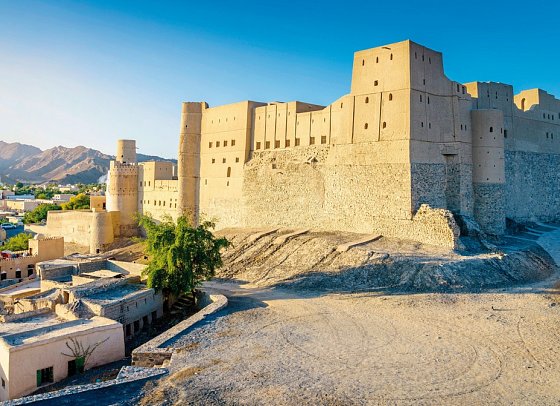 Rundreise Oman zu Silvester - Kultur, Wüste & Meer - Bahla Fort