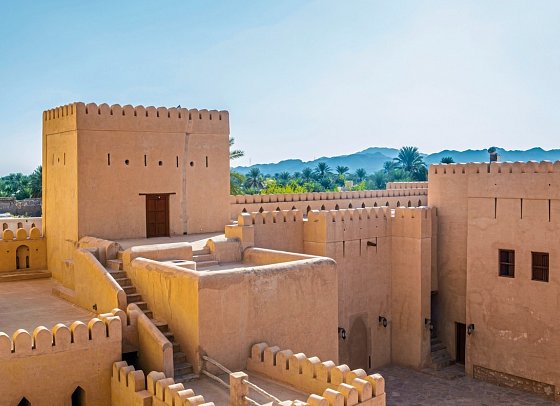 Rundreise Oman zu Silvester - Kultur, Wüste & Meer - Festung von Nizwa