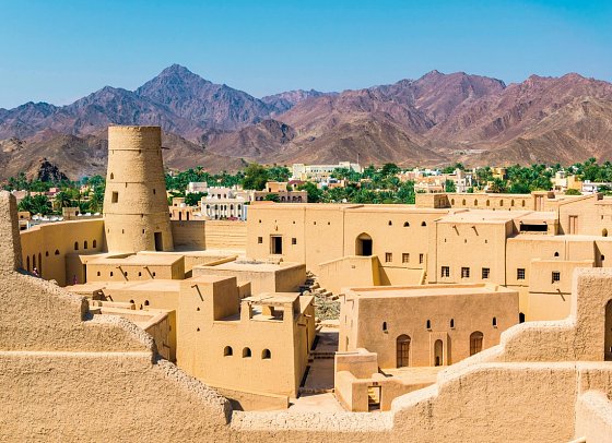 Rundreise Oman zu Silvester - Kultur, Wüste & Meer - Bahla Fort