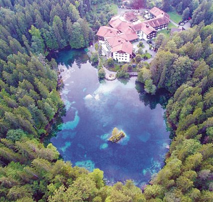Hotel am Badersee - Hotelansicht von oben