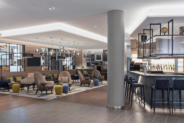 Courtyard by Marriott Munich & Therme Erding - Lobby