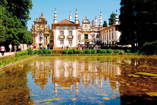 Douro-Tal & Galicien mit Duoro Queen - Vila Real Mateuspalast