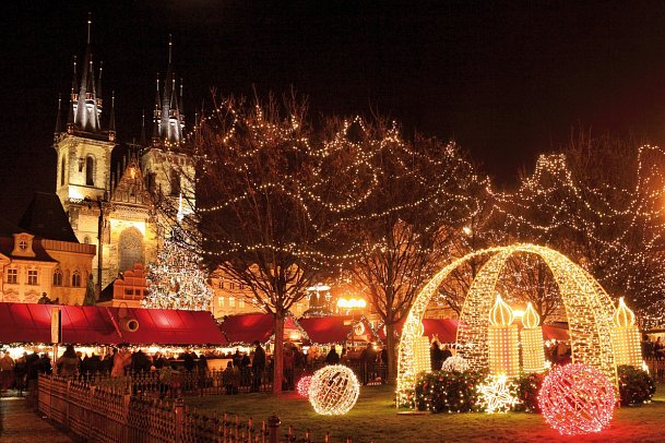 Advent in Prag Stadt der Tausend Türme Bahnreise - Prag zur Weihnachtszeit