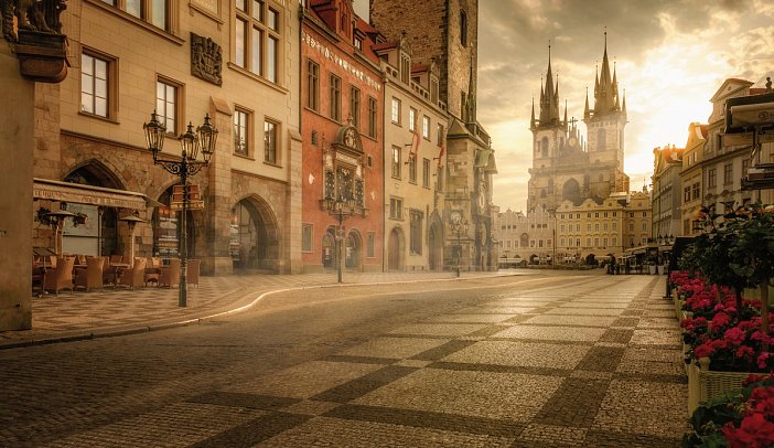 Advent in Prag Stadt der Tausend Türme Bahnreise - Prag