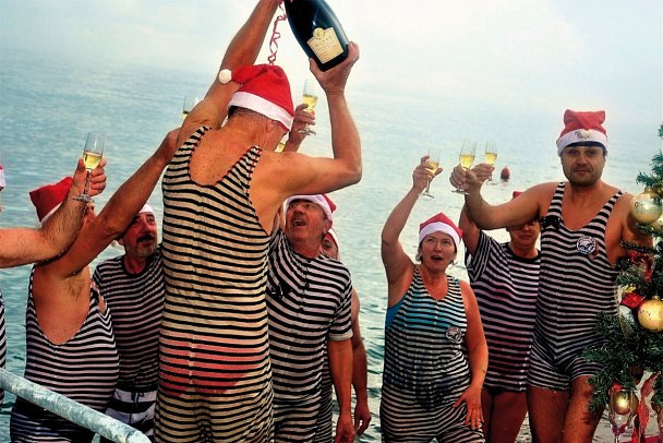 Salonzugfahrt zu Silvester an die K&K Küste
