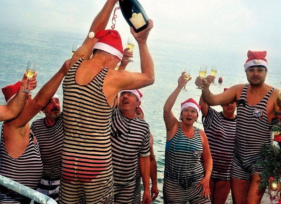 Salonzugfahrt zu Silvester an die K&K Küste - Neujahrschwimmen in Opatija