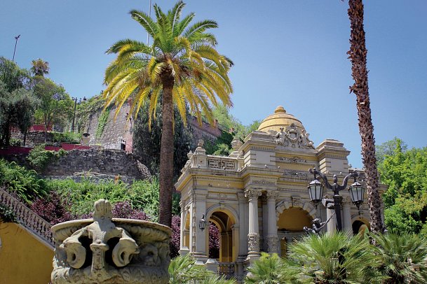 Chile & Argentinien mit Costa Serena - Santiago de Chile