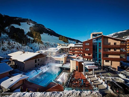 Alpinresort Sport & Spa - Außenansicht Hotel Winter