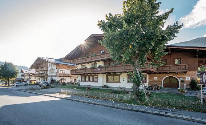 Auszeit Filzmoos - Außenansicht Hotel