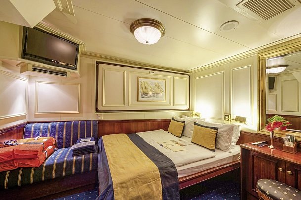 Kroatien & Montenegro mit Royal Clipper