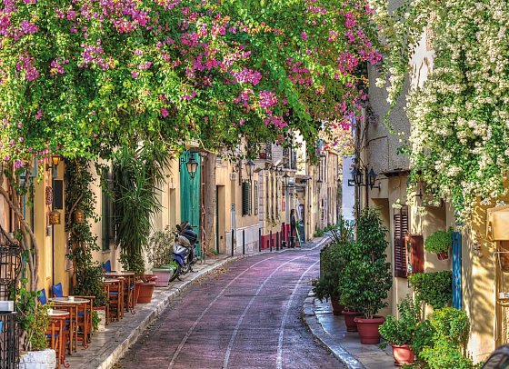 Griechische Inseln ab/bis Venedig mit Costa Deliziosa - Plaka, Athen
