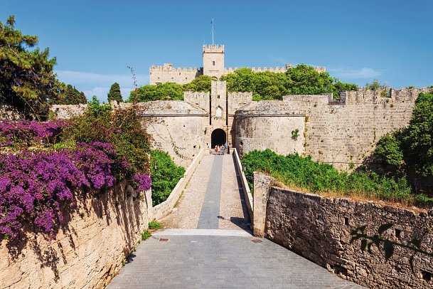 Italien, Griechenland, Zypern, Ägypten & Kroatien mit MSC Lirica - Großmeisterpalast, Rhodos-Stadt