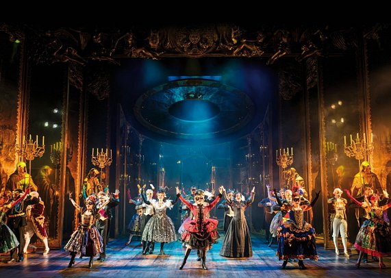 Ibis Hotel Mariahilf & DAS PHANTOM DER OPER - Szene aus dem Musical Phantom der Oper