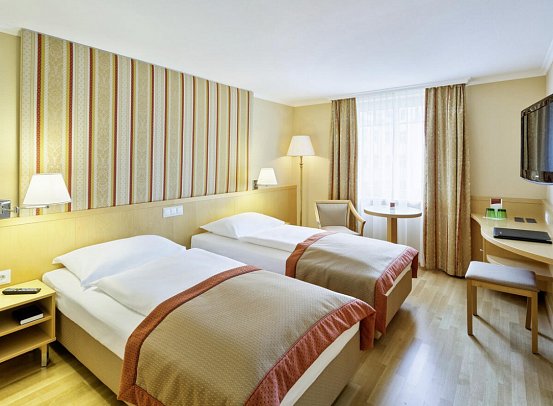 Holiday on Ice - Hotel Ananas - Doppelzimmer