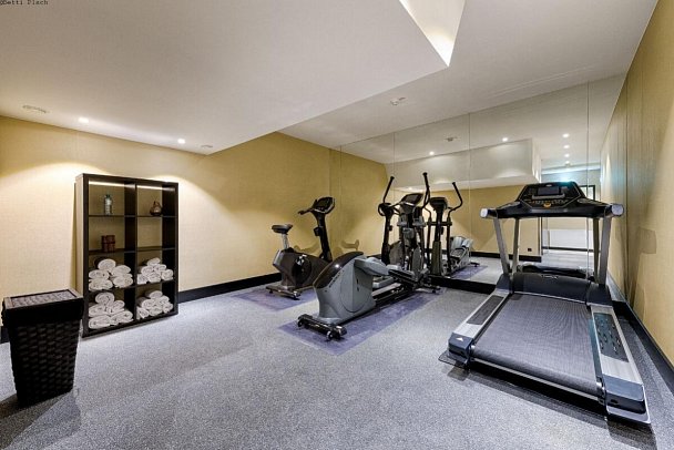 Mercure Hotel Raphael - Fitnessraum
