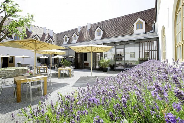 Burghotel Schlaining - Innenhof