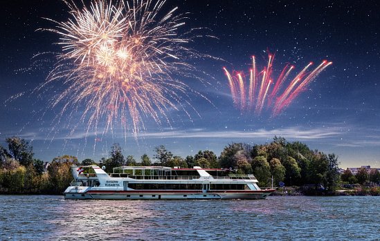 MS Kaiserin Elisabeth – Sunset BBQ Cruise mit Feuerwerk
