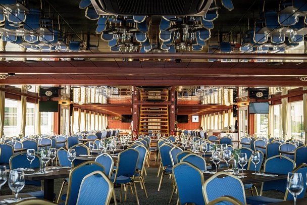 MS Kaiserin Elisabeth - Silvestergala mit Buffet