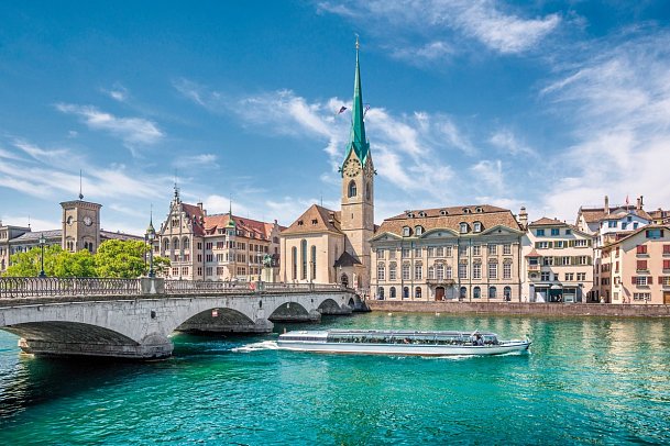 Große Bahnrundreise zwischen Alpen und Dolce Vita